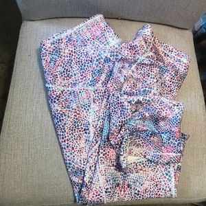 CALIA Capri workout leggings size large